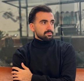 امیرپارسا اشکبوس