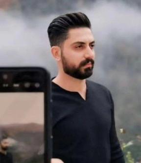 پویا قشقایی