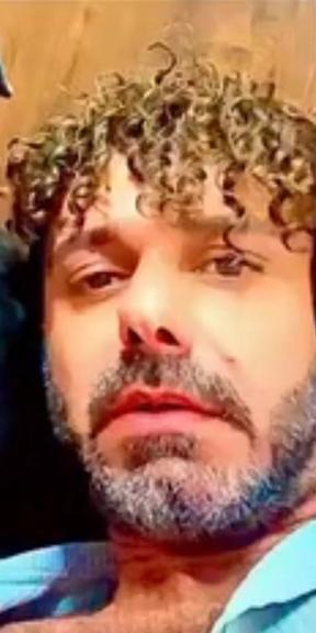 احسان افشاری