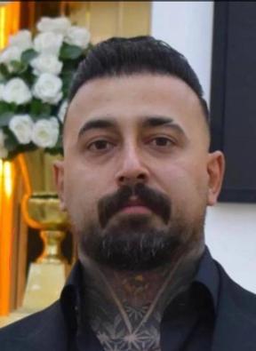 امید فداکار