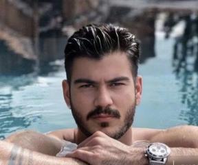 حسین صادقی صدر