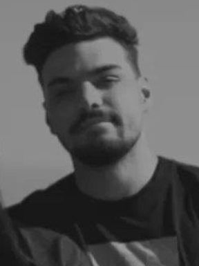 نیما خان‌احمدی