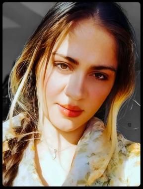 انیسه گریوانی