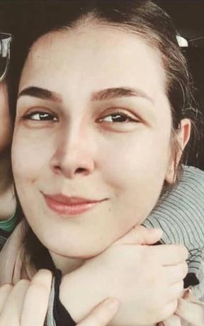 خدیجه علیپور